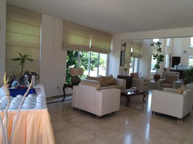 The Prince Inn Hotel & Villas