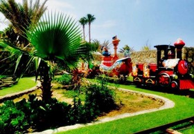 Vuni Palace Hotel & Casino