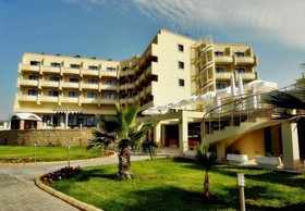 Vuni Palace Hotel & Casino