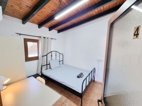 Mountains Retreat Rooms & Suites