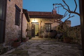Dioni Palace
