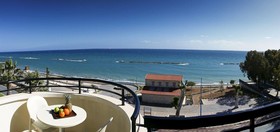 Pigeon Beach Hotel Apartments