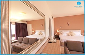 Poseidonia Beach Hotel