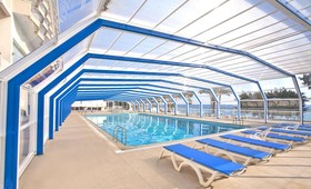 Poseidonia Beach Hotel
