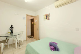 Acticon Rooms Larnaca