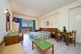 Ramada Hotel & Suites by Wyndham Ayia Napa