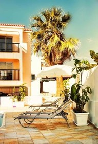 Sea CleoNapa Hotel & Annex