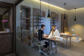 Faros Hotel