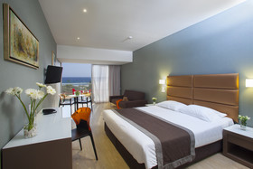Faros Hotel
