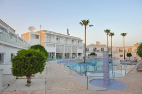 Fedrania Hotel