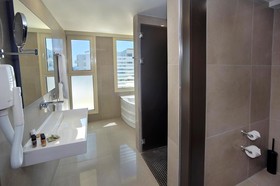 Nelia Beach Hotel
