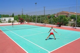 Nissiana Hotel