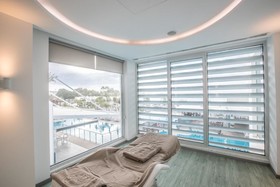 Vassos Nissi Plage Hotel