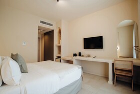 Thymises Boutique Hotel