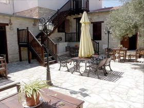 Romios Holiday Apartments
