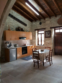 Romios Holiday Apartments
