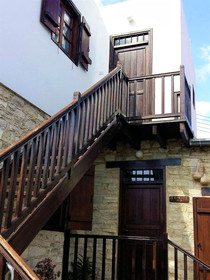 Romios Holiday Apartments