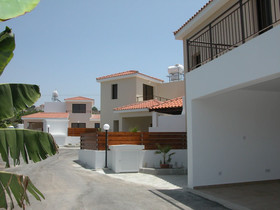 Five Waves Holiday Villas