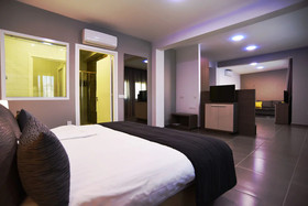 Rise Hotel