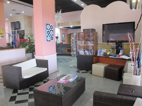 Flamingo Beach Hotel