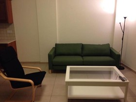 Lakis Court