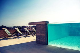 Lokal Hotel