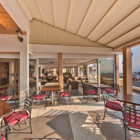 LIV Mackenzie Beach Suites