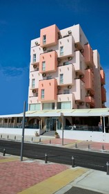 LIV Mackenzie Beach Suites