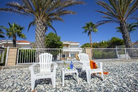 Sunset Beachfront Villa Meneou