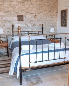 Lazaros Stonehouse