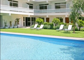 Corina Suites and Apartments