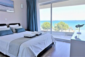 Eden Beach Apartments