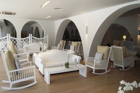 Golden Arches Hotel