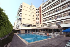 Pefkos