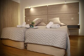 Pier Beach Hotel Apts
