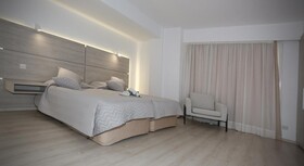 Pier Beach Hotel Apts