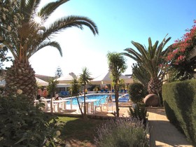 Tavros Hotel