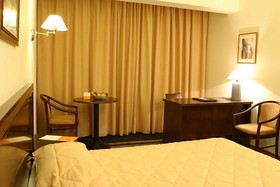 Europa Plaza Hotel