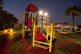 Frixos Suites Hotel Apartments
