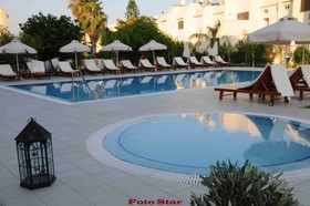 Frixos Suites Hotel Apartments