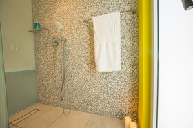 Protaras Art House Seviews