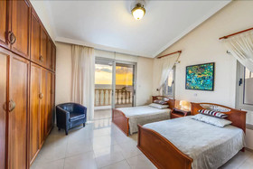 Katina Beach Villa