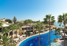 Columbia Beach Resort