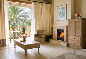 Columbia Beach Resort