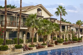 Columbia Beach Resort