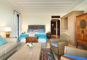 Columbia Beach Resort