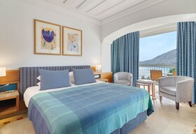 Columbia Beach Resort