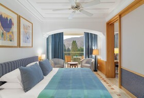 Columbia Beach Resort