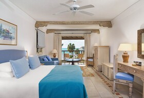 Columbia Beach Resort