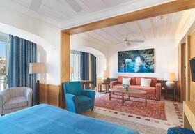Columbia Beach Resort